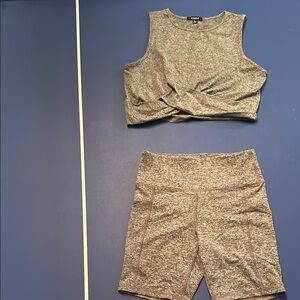 Zobha Heathered Gray Top( size XL)
 & matching bottoms ( size medium)